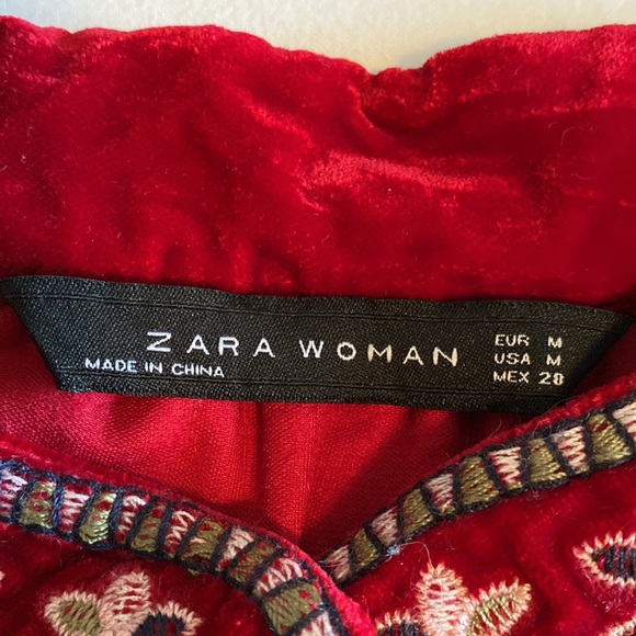 Zara woman Red Velvet embroidered tunic Opulent Holiday - Picture 5 of 14